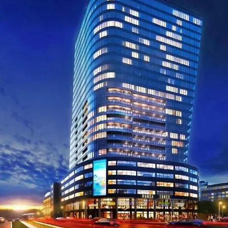 Hanza Tower White 24 Pool & Jacussi Lägenhet